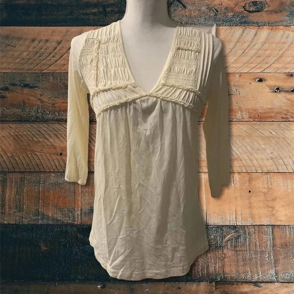 Women's Size Medium Urban Outfitters Shirt - Picture 1 of 4
